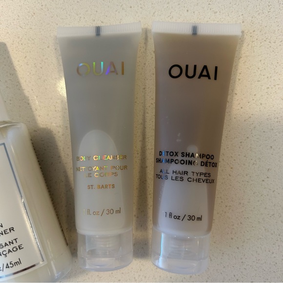 Ouai Deluxe Travel Set - Picture 4 of 7